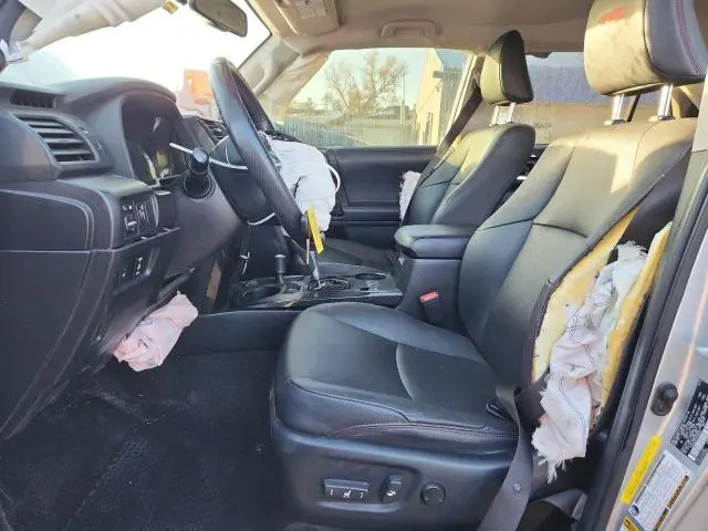 2019 TOYOTA 4RUNNER SR5/SR5 PREMIUM  