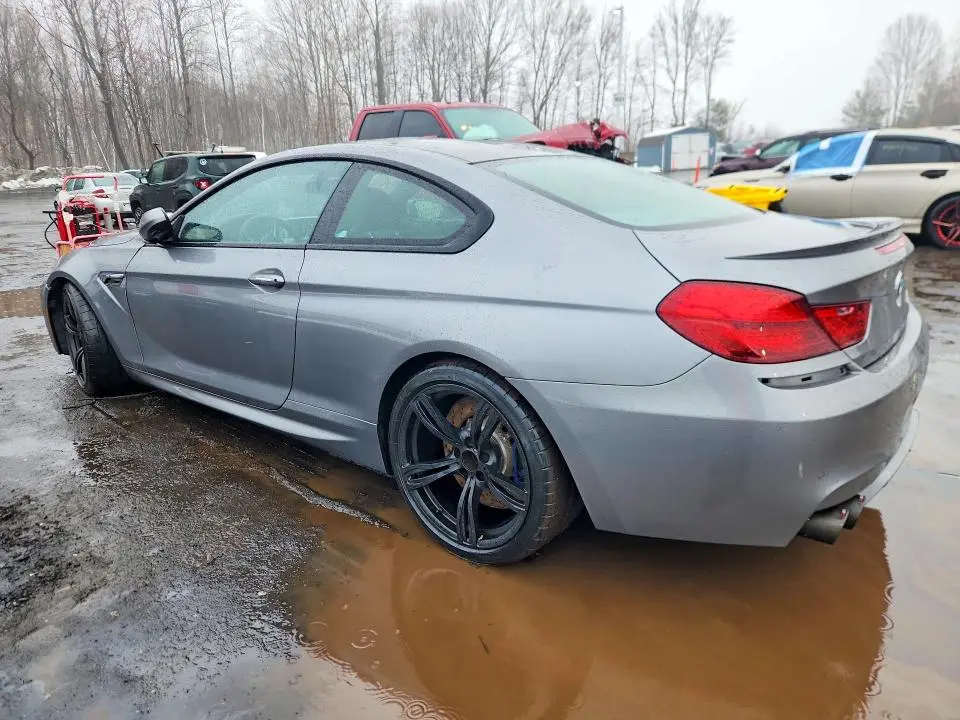 2015 BMW M6   