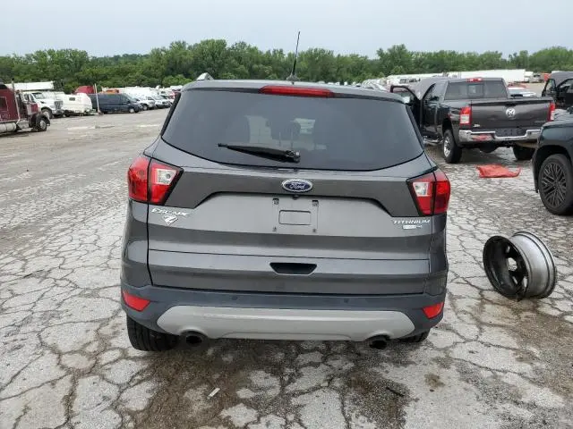 2019 FORD ESCAPE TITANIUM  