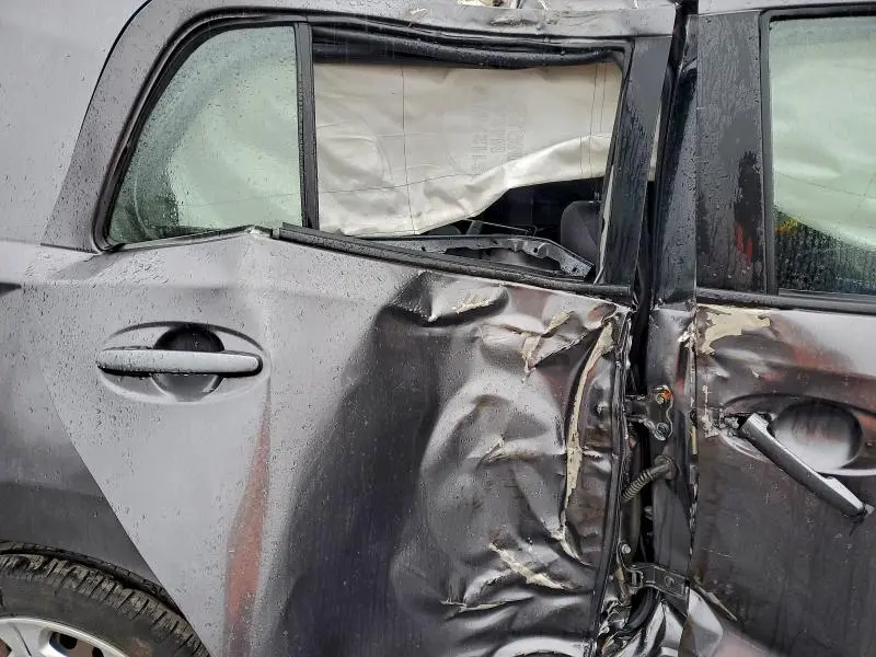 2010 TOYOTA SCION XD   