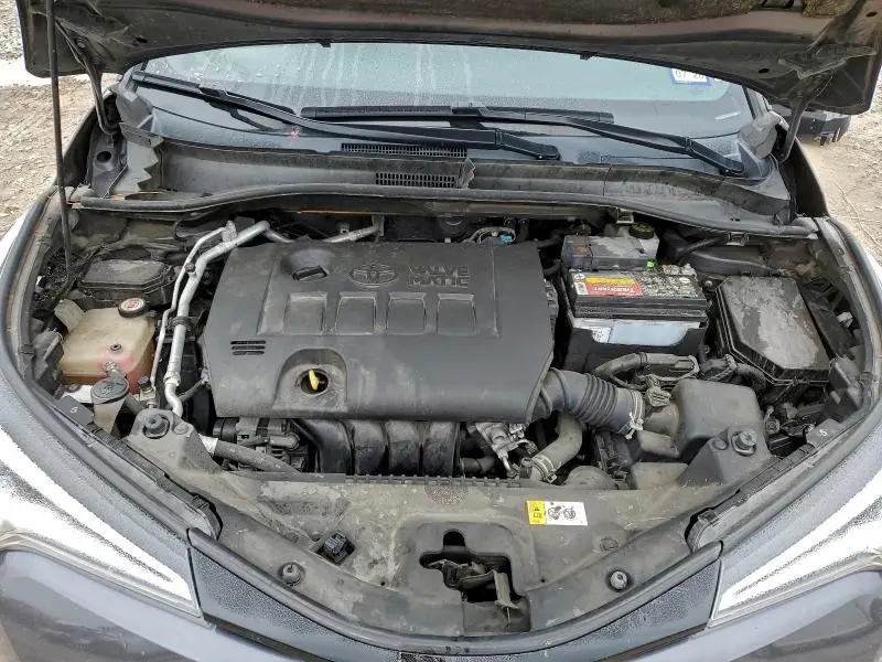 2019 TOYOTA C-HR XLE  