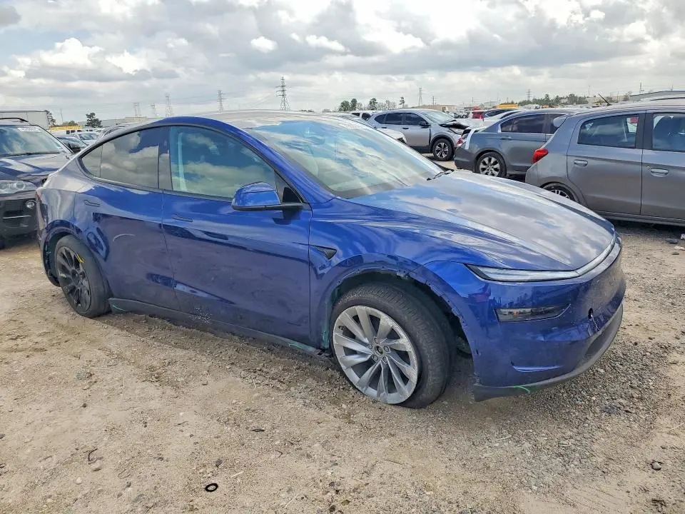 2026 TESLA MODEL Y   
