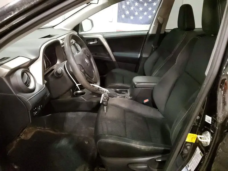 2014 TOYOTA RAV4 XLE  