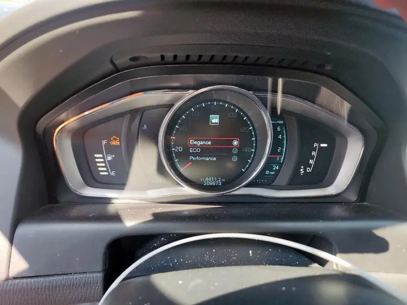 2015 VOLVO XC60 T5 PREMIER  