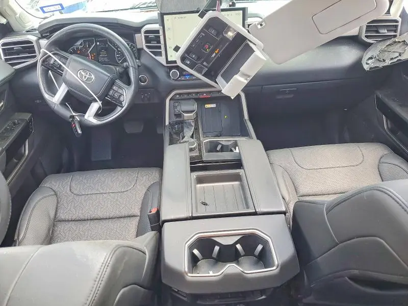 2023 TOYOTA TUNDRA CREWMAX LIMITED  