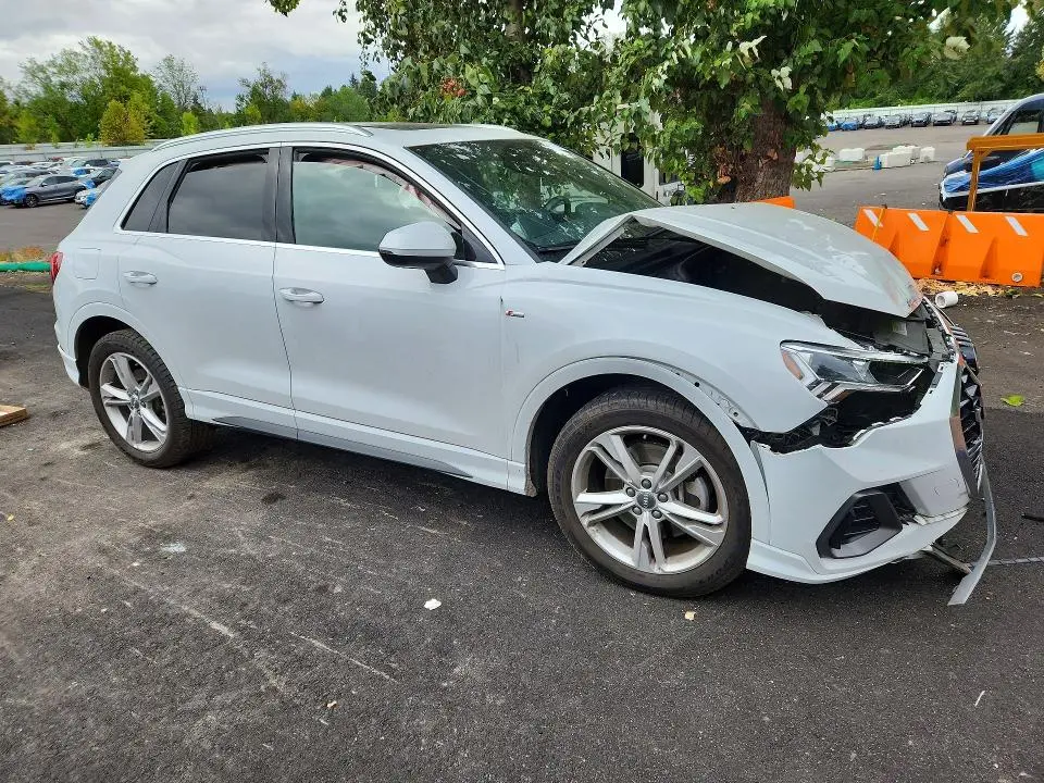 2020 AUDI Q3 PREMIUM PLUS S-LINE  
