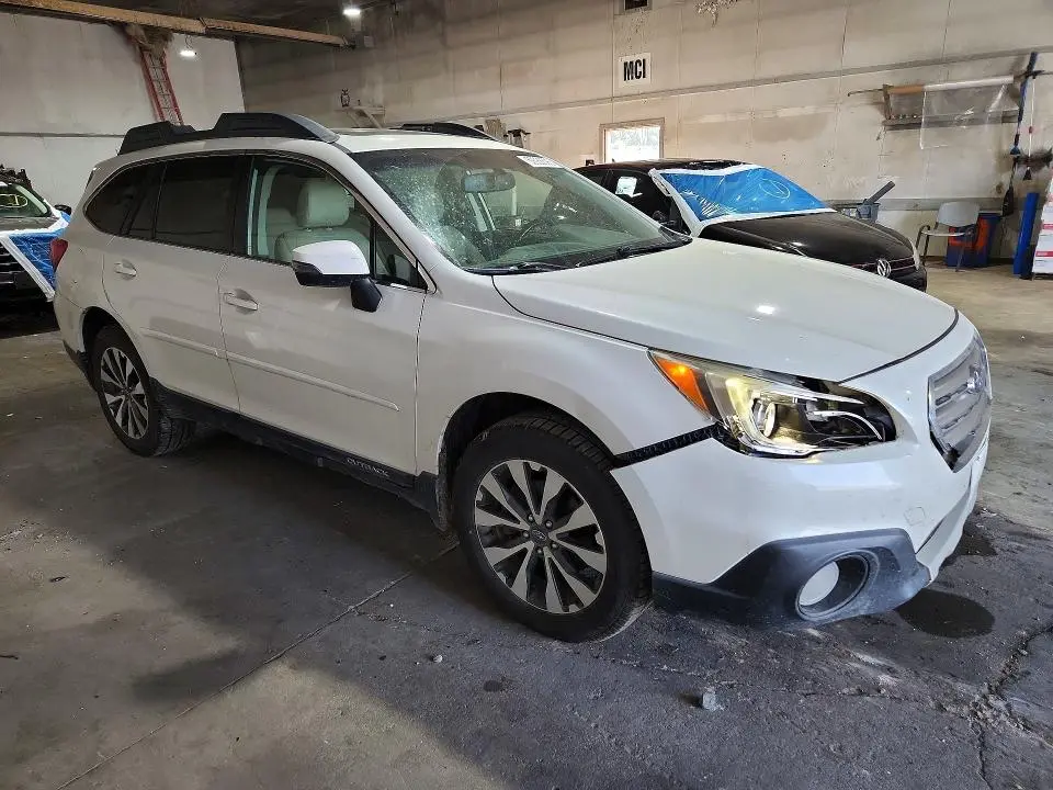 2015 SUBARU OUTBACK   
