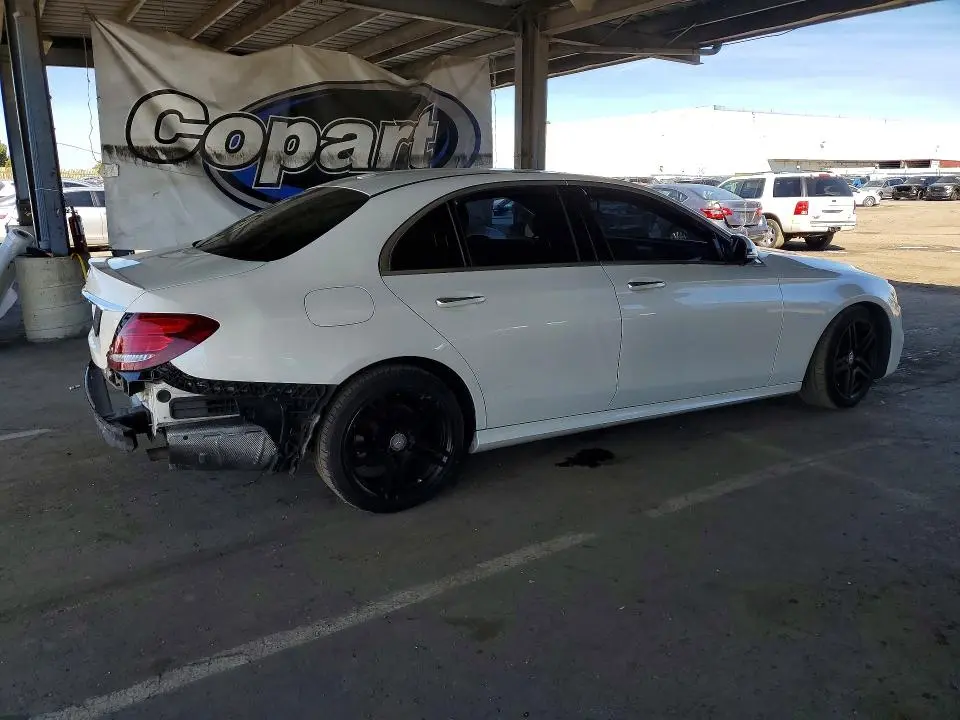 2017 MERCEDES-BENZ E 300  