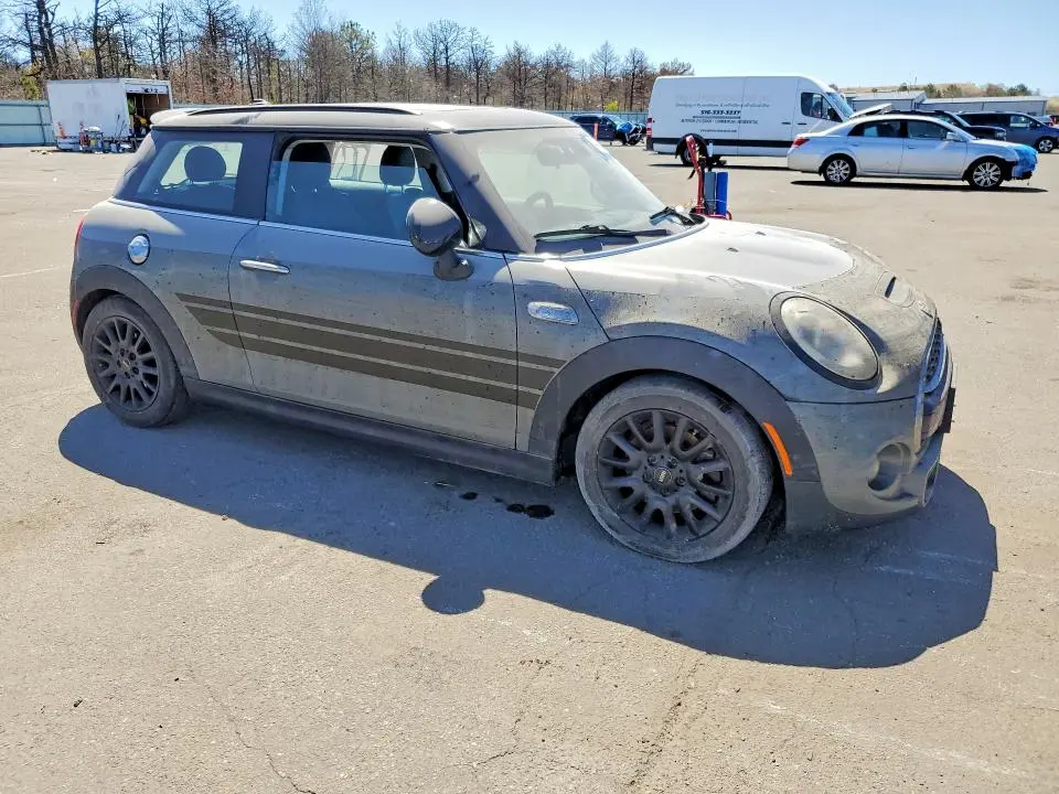 2015 MINI COOPER S  