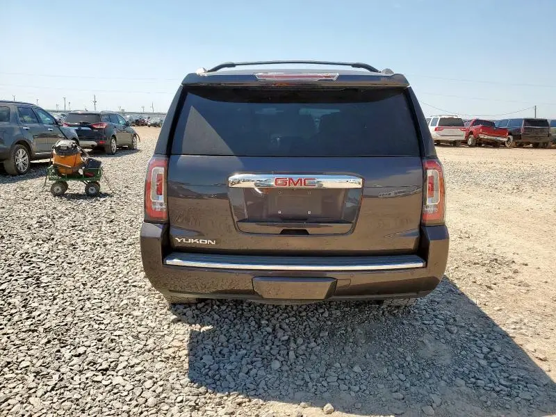 2016 GMC YUKON DENALI  