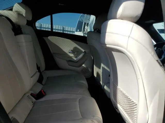 2019 MERCEDES-BENZ A 220  