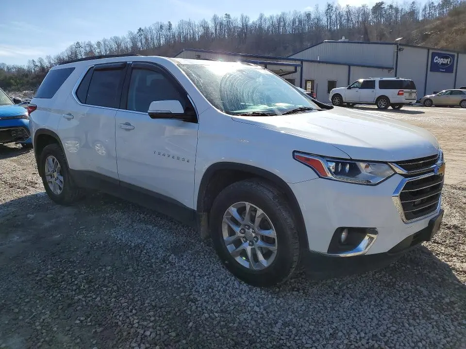 2020 CHEVROLET TRAVERSE LT  