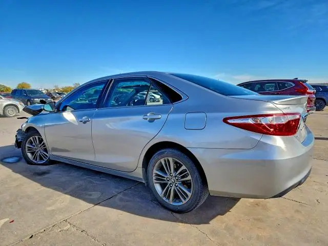 2016 TOYOTA CAMRY LE  