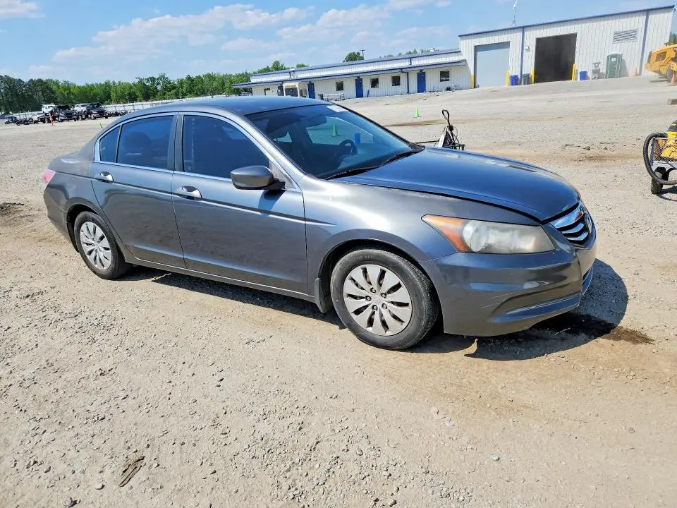 2011 HONDA ACCORD SE  