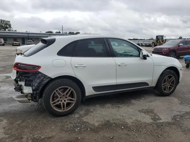 2018 PORSCHE MACAN   
