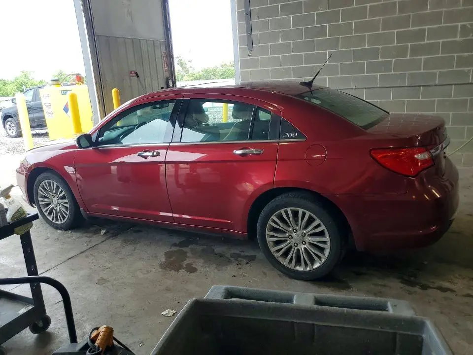 2011 CHRYSLER 200 LIMITED  