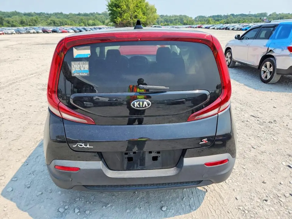 2021 KIA SOUL S  
