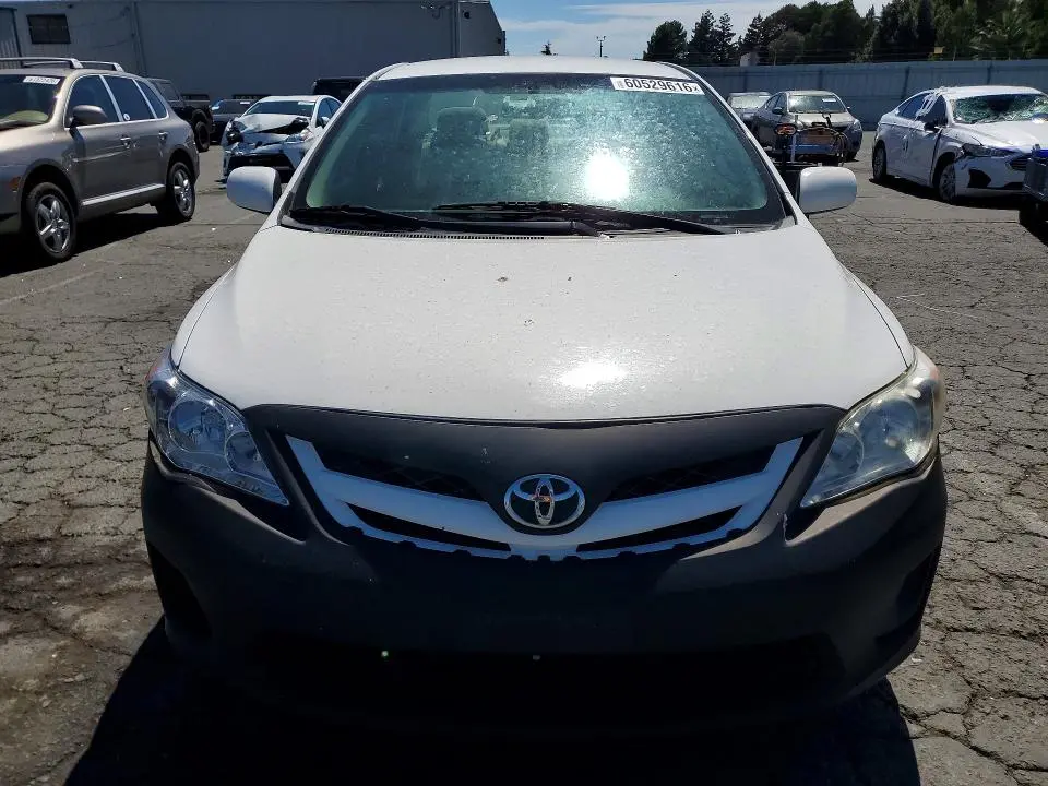 2011 TOYOTA COROLLA LE  