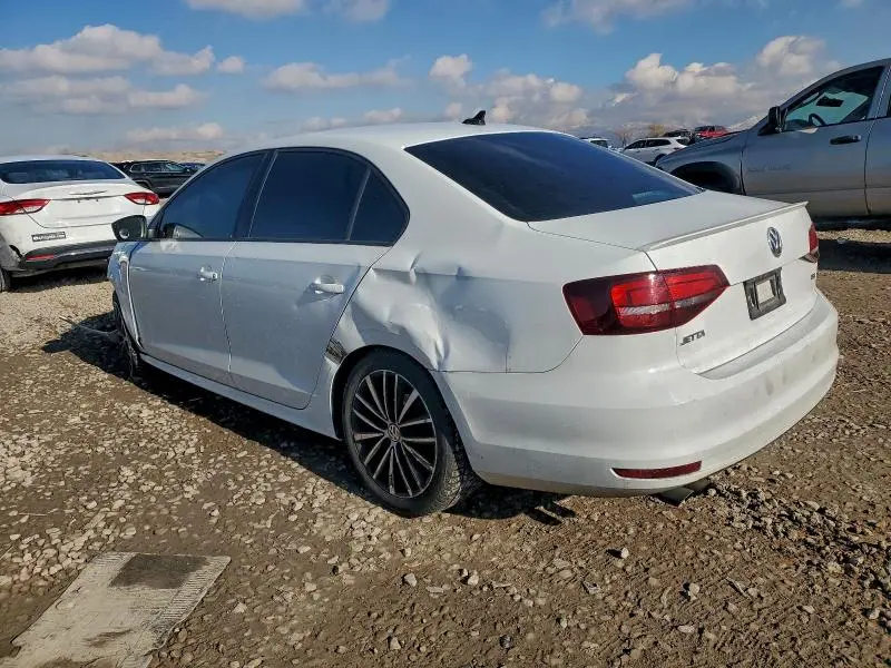 2016 VOLKSWAGEN JETTA SPORT  