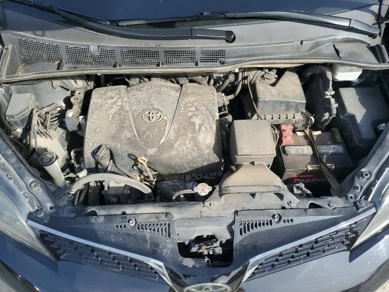 2020 TOYOTA SIENNA SE 8-PASSENGER  