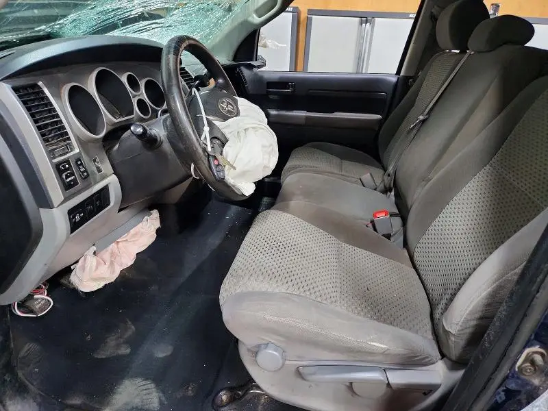 2013 TOYOTA TUNDRA DOUBLE CAB SR5  
