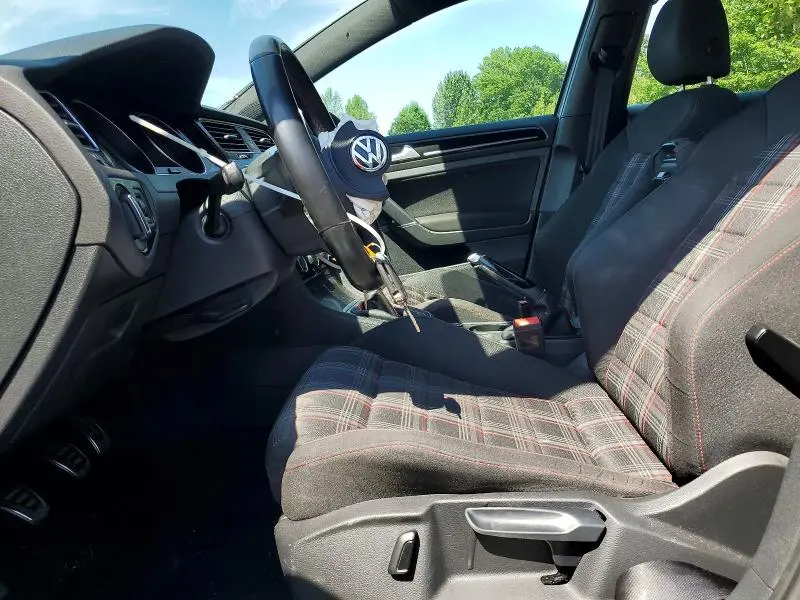 2017 VOLKSWAGEN GTI S  