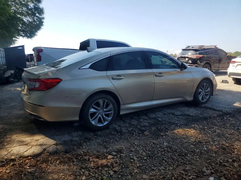 2018 HONDA ACCORD LX  