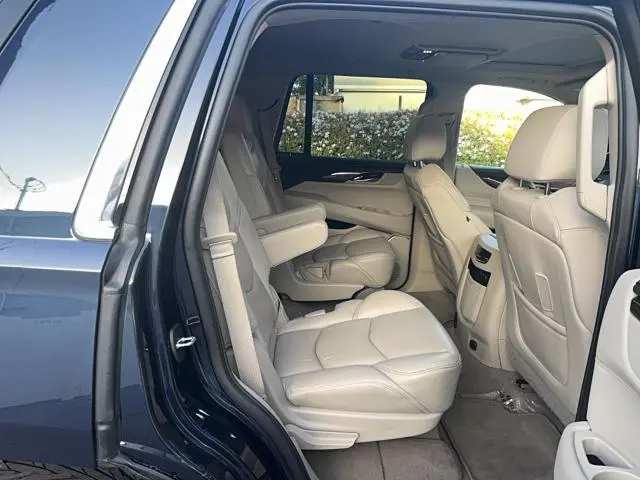 2020 CADILLAC ESCALADE PREMIUM LUXURY  