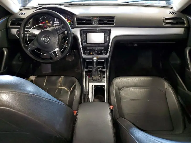 2012 VOLKSWAGEN PASSAT SE  