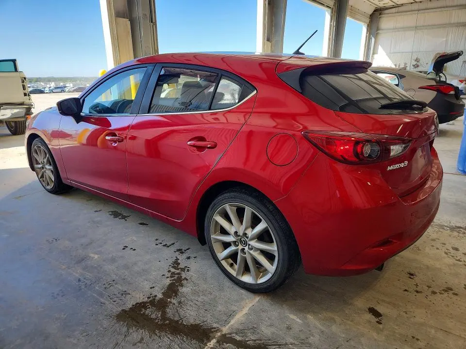 2017 MAZDA 3 TOURING  