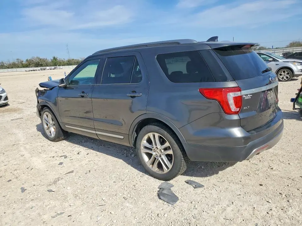 2016 FORD EXPLORER XLT  