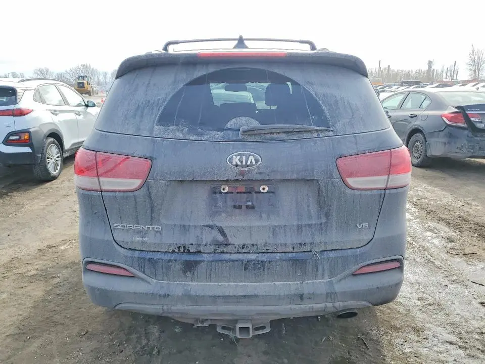 2017 KIA SORENTO LX V6  