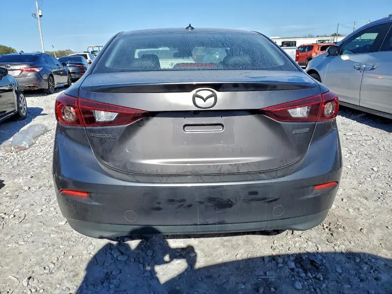 2018 MAZDA 3 TOURING  