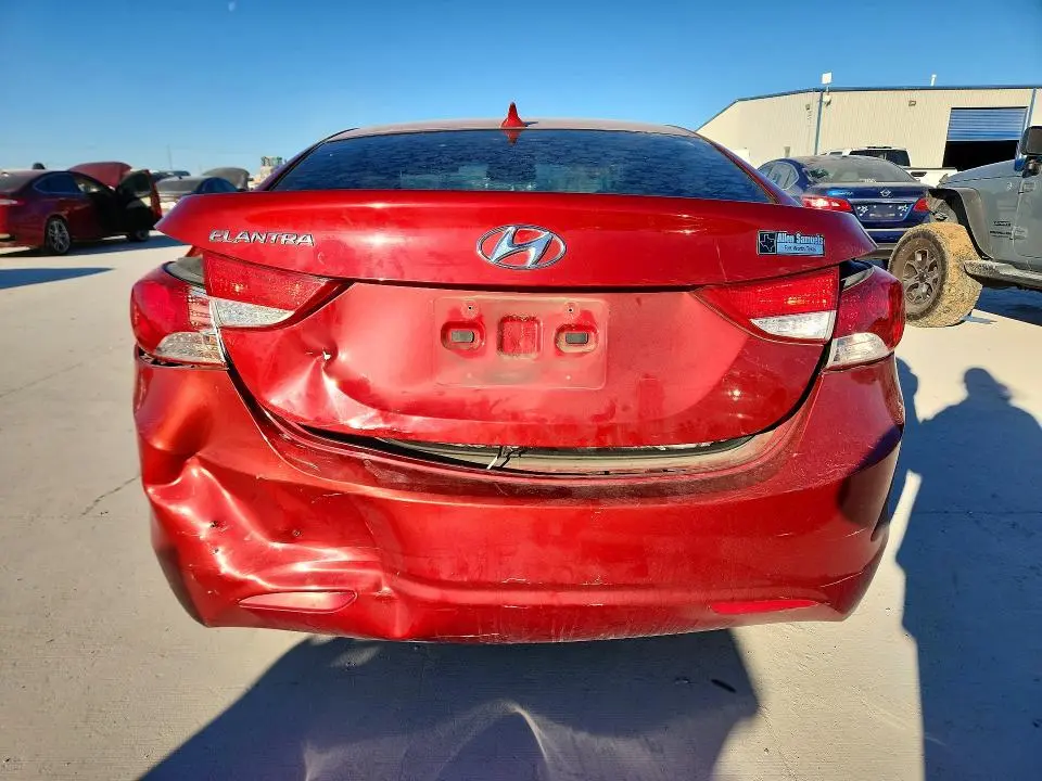 2013 HYUNDAI ELANTRA GLS  