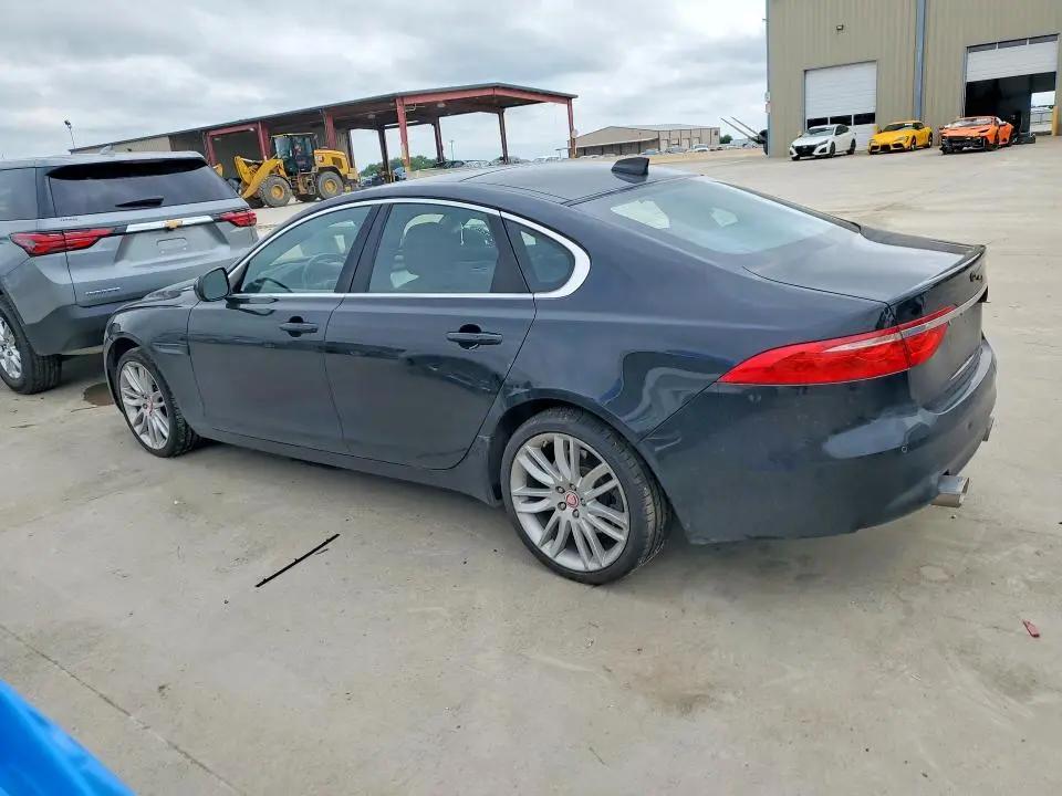 2016 JAGUAR XF   