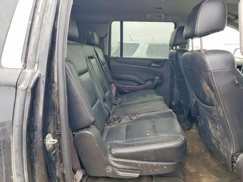 2017 GMC YUKON XL K1500 SLE  