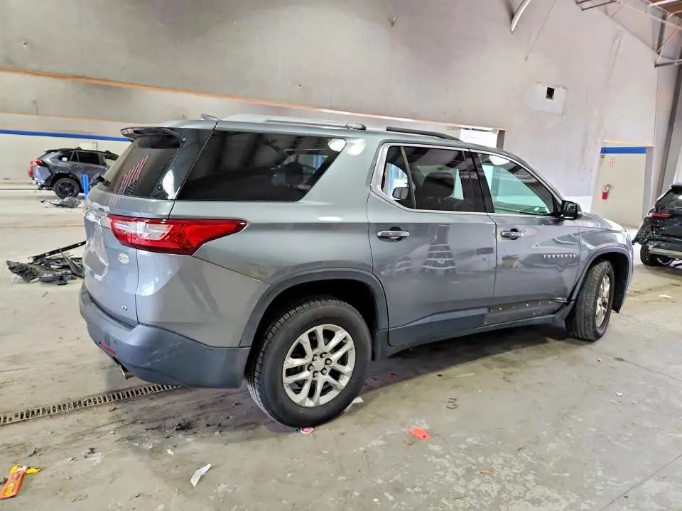 2018 CHEVROLET TRAVERSE LT  