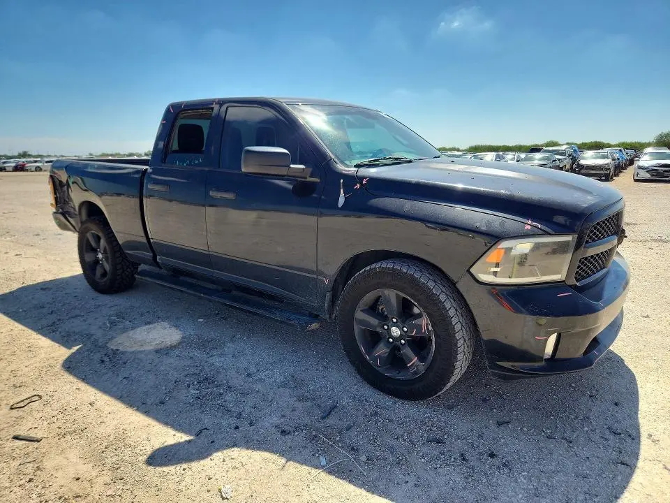 2014 RAM 1500 ST  