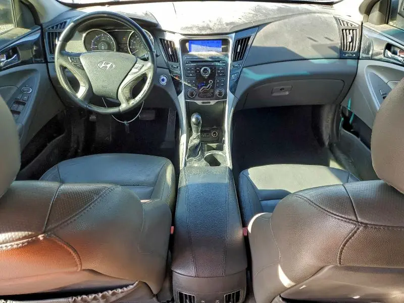 2011 HYUNDAI SONATA SE  