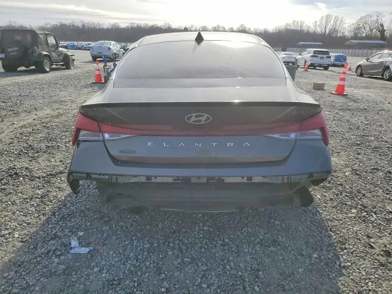 2025 HYUNDAI ELANTRA SEL SPORT  