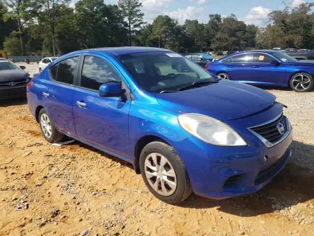 2014 NISSAN VERSA S  