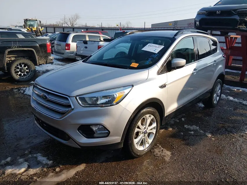 2018 FORD ESCAPE SE