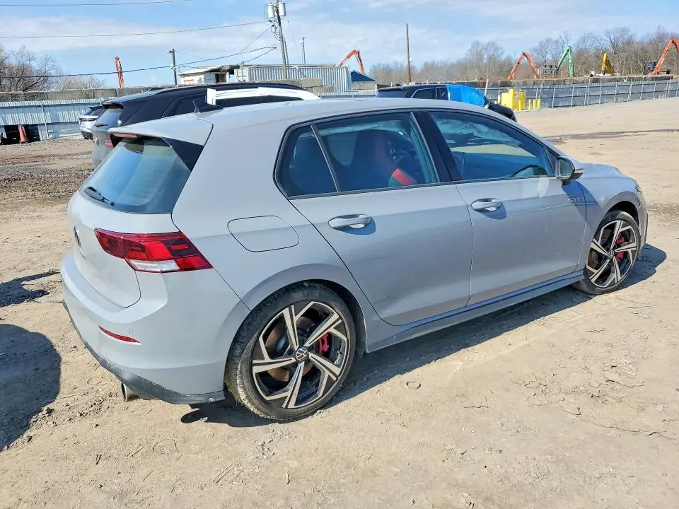 2025 VOLKSWAGEN GTI SE  