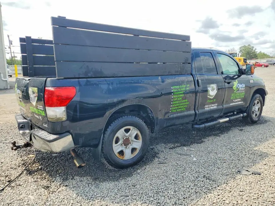 2013 TOYOTA TUNDRA DOUBLE CAB SR5  