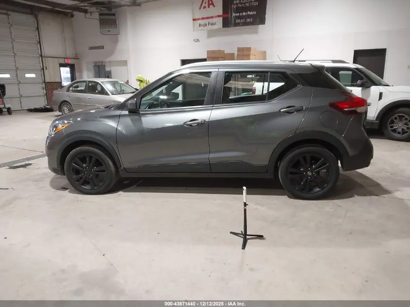 2019 NISSAN KICKS SV