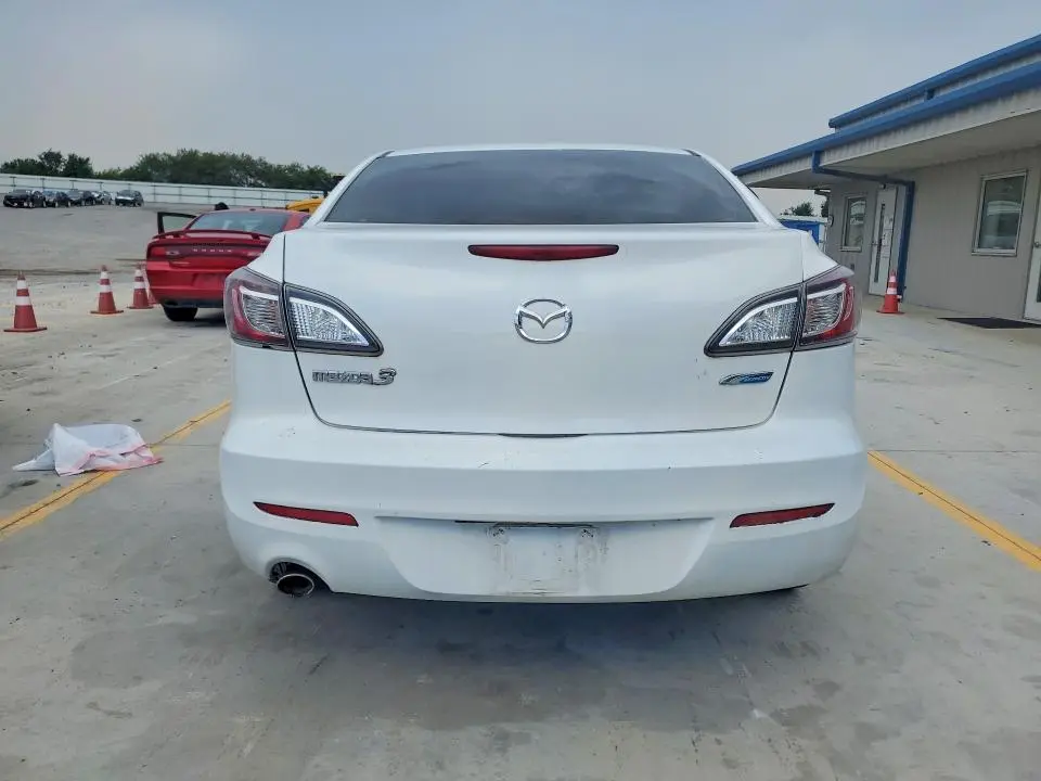 2013 MAZDA MAZDA 3   