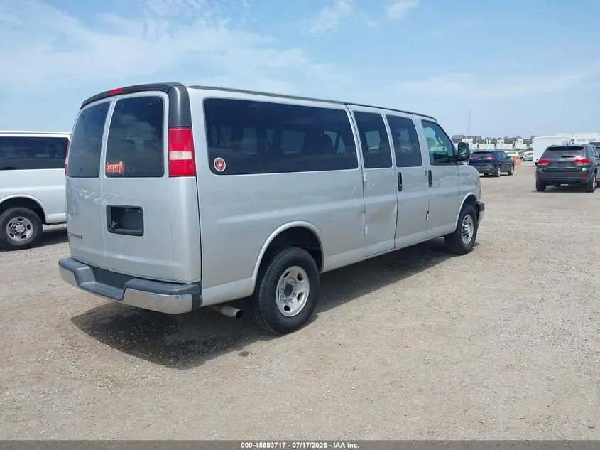 2017 CHEVROLET EXPRESS 3500 LT
