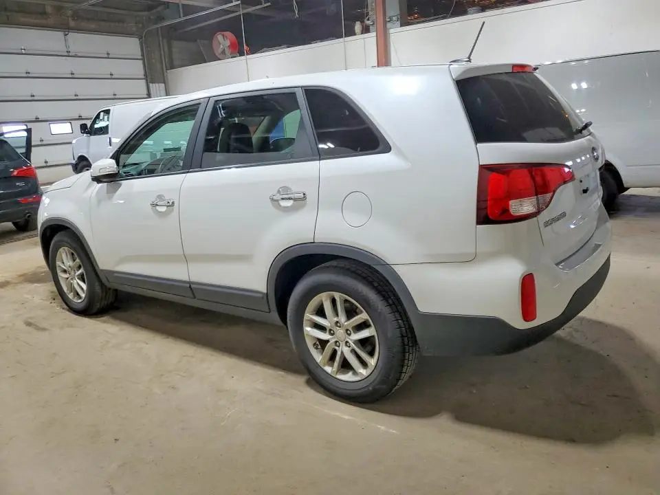 2015 KIA SORENTO   