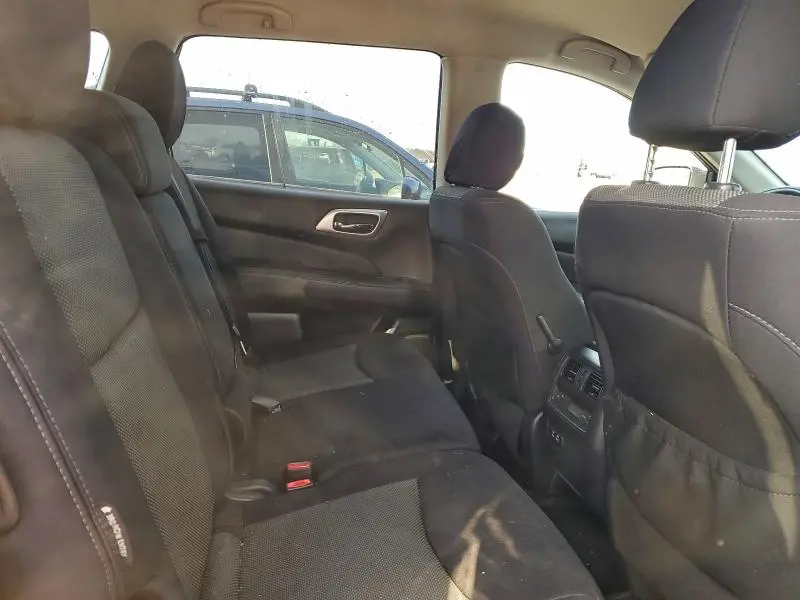 2019 NISSAN PATHFINDER S  