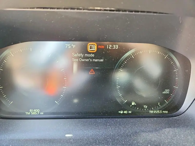 2019 VOLVO S60 T6 MOMENTUM  